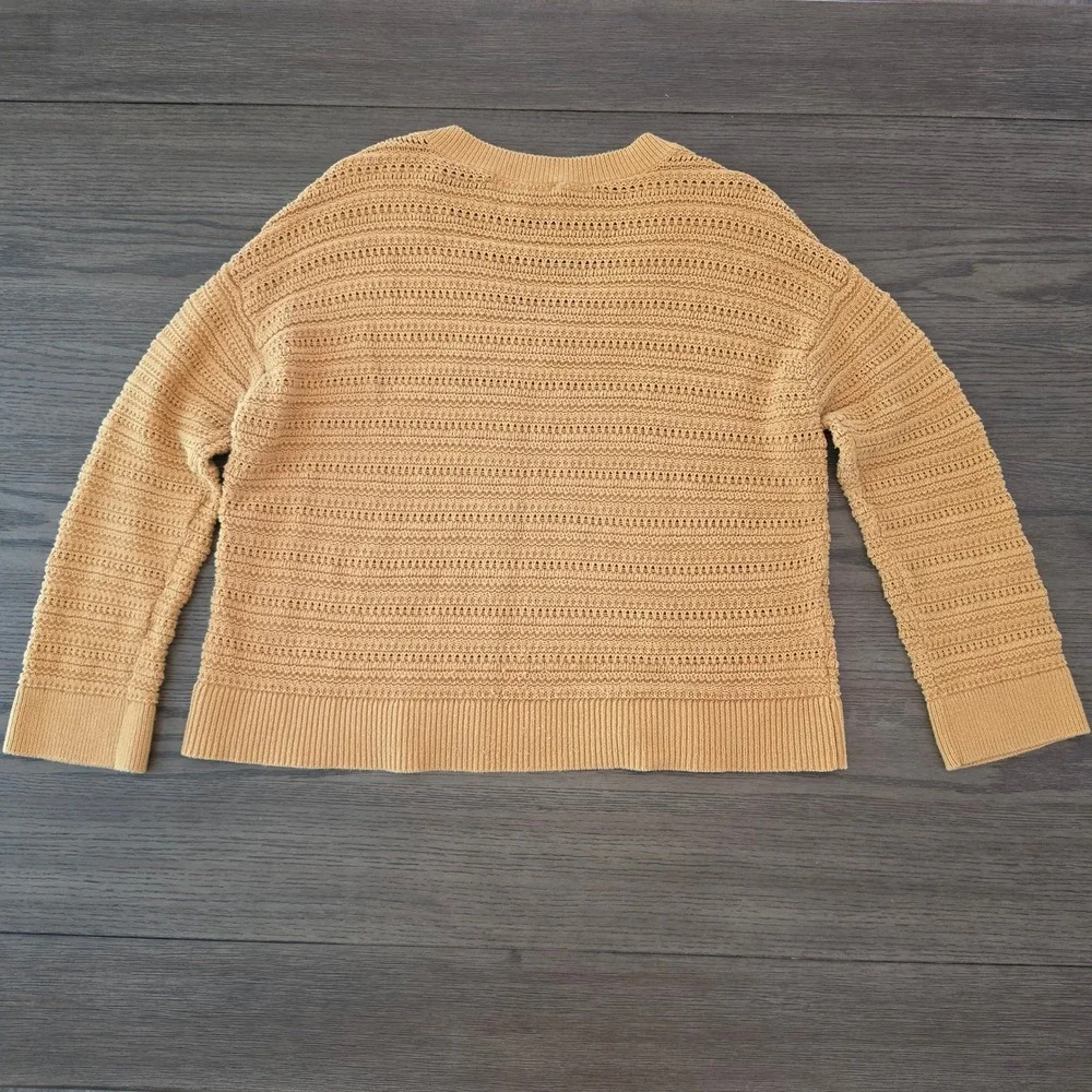 LOFT neck sweater